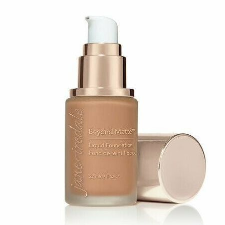 Beyond Matte Liquid Foundation (M11)